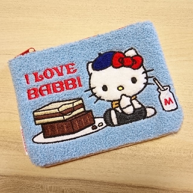 サンリオ(サンリオ)のBABBI × HelloKitty ポーチ レディースのファッション小物(ポーチ)の商品写真