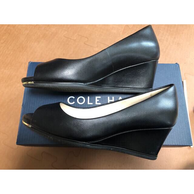 Cole Haan(コールハーン)のコールハーン　パンプス　22cm ブラック　オープントゥ レディースの靴/シューズ(ハイヒール/パンプス)の商品写真