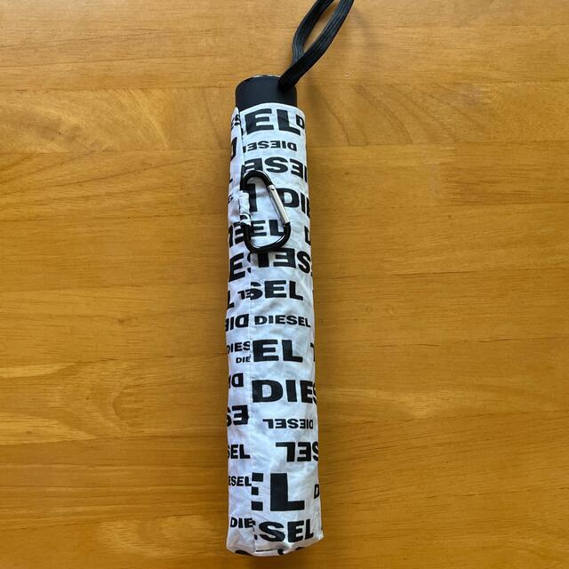 DIESEL(ディーゼル)のディーゼル　ノベルティー　折りたたみ傘 エンタメ/ホビーのコレクション(ノベルティグッズ)の商品写真