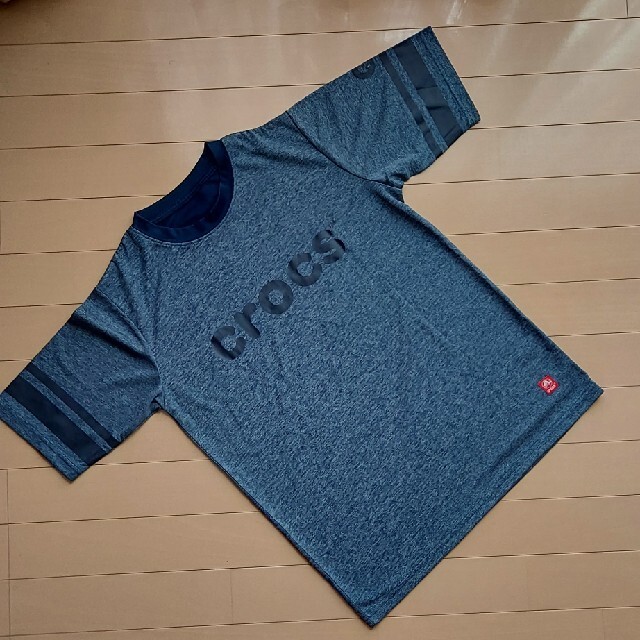 crocs(クロックス)の【Ｔシャツ】crocsキッズＴシャツ 170 キッズ/ベビー/マタニティのキッズ服男の子用(90cm~)(Tシャツ/カットソー)の商品写真