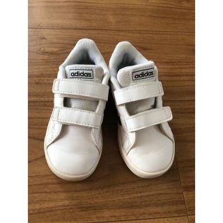 アディダス(adidas)のadidas スニーカー(スニーカー)