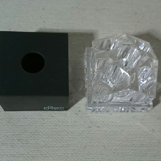 PloomTECH(プルームテック)の2個セット茶&白☆ プルームテック 2ウェイスタンド メンズのファッション小物(タバコグッズ)の商品写真