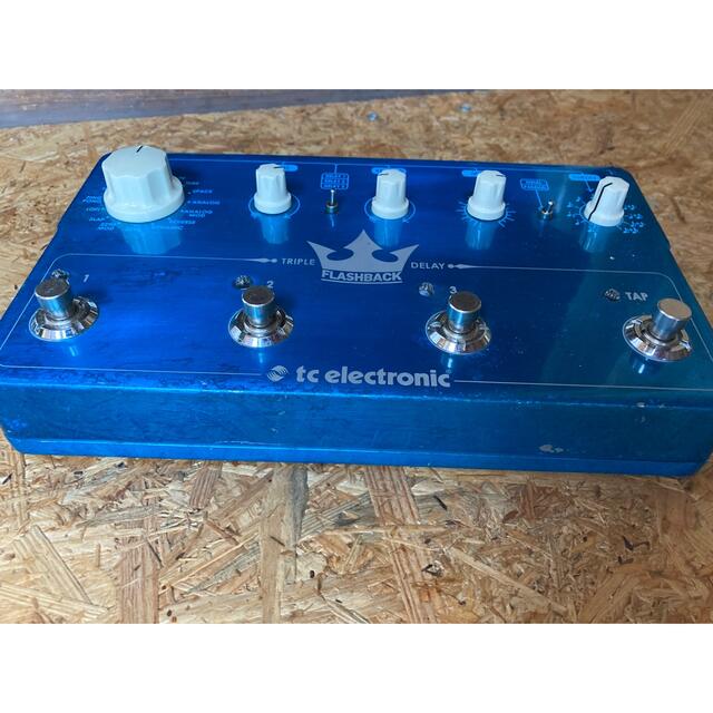 t.c.electronic FLASHBACK TRIPLE DELAY 楽器のギター(エフェクター)の商品写真