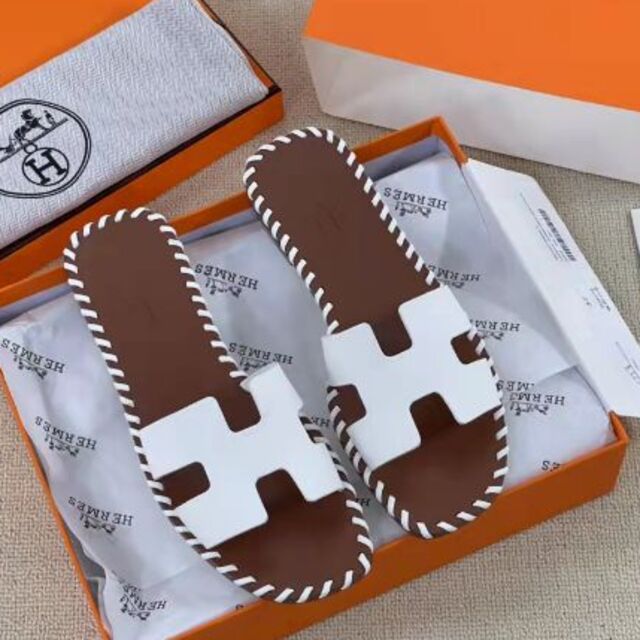 高い素材 未使用 エルメス 試着のみ - Hermes HERMES オラン サイズ37