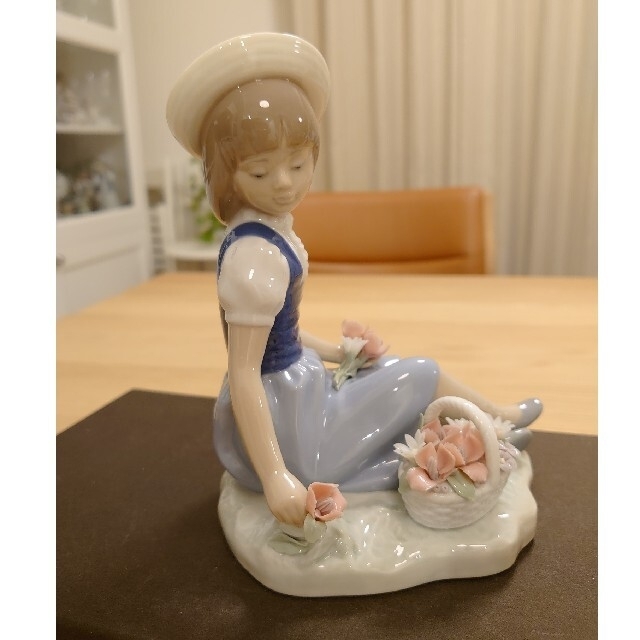 【美品】【希少】LLADRO リヤドロ No.1287 『花を摘む少女(花摘み)