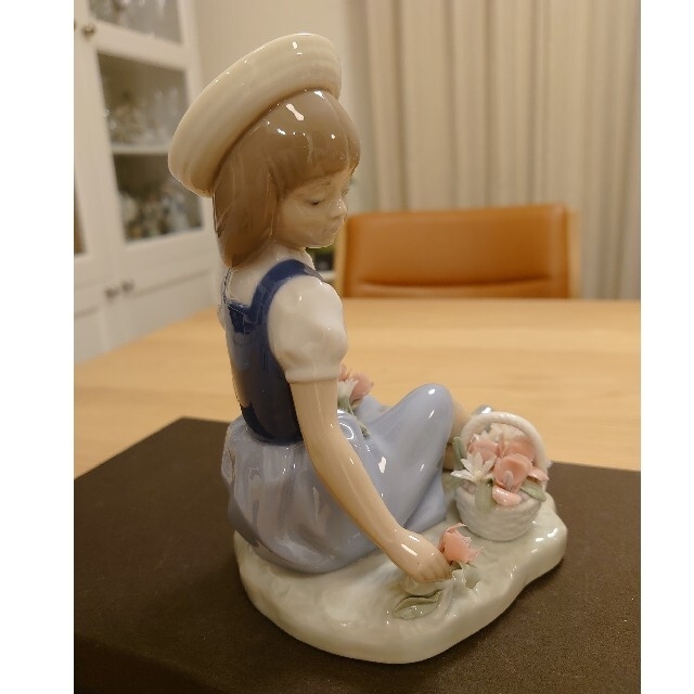 【美品】【希少】LLADRO リヤドロ No.1287 『花を摘む少女(花摘み)