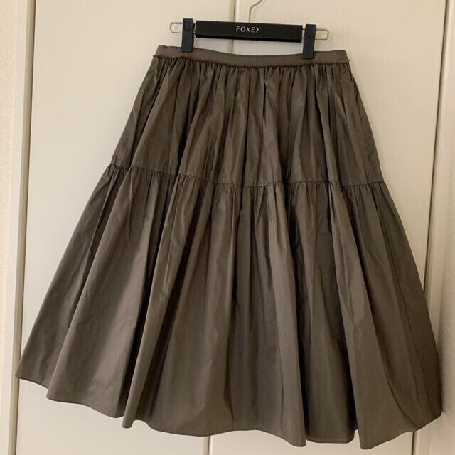 FOXEY(フォクシー)の御専用♡極美品♡ FOXEY 42 ドーリーノアール スカート エスプレッソ  レディースのスカート(ひざ丈スカート)の商品写真