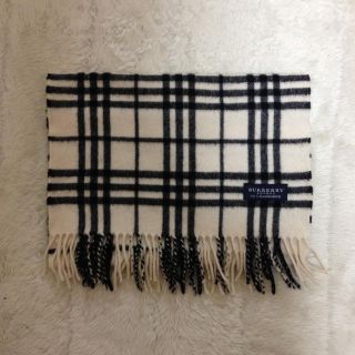 バーバリー(BURBERRY)のカシミヤ100％マフラー(マフラー/ショール)