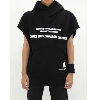 ユリウス(JULIUS)の極美品nilosドロップショルダーノースリーブスウエットフーディー１(Tシャツ/カットソー(半袖/袖なし))