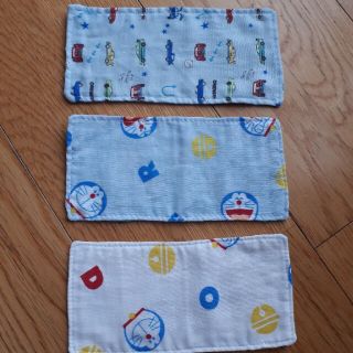 男の子用。ハーフハンカチです。(外出用品)