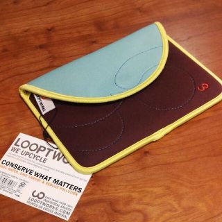 タブレットカバー　ipad mini 新品　LOOPTWORKS(iPadケース)