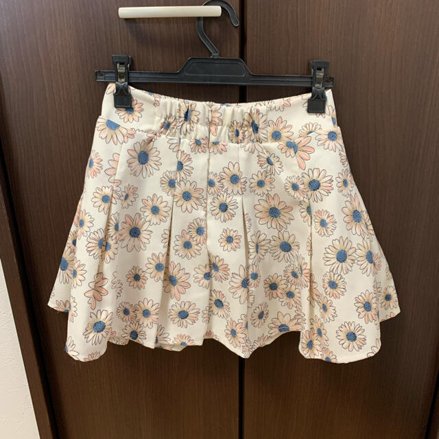 INGNI(イング)の花柄スカート レディースのスカート(ミニスカート)の商品写真