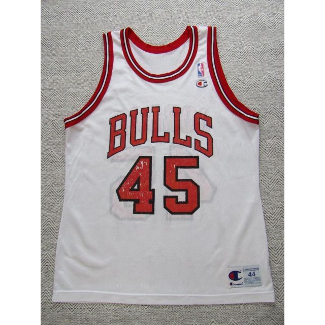 Champion(チャンピオン)のNBA BULLS マイケル・ジョーダン JORDAN #45 ユニフォーム スポーツ/アウトドアのスポーツ/アウトドア その他(バスケットボール)の商品写真