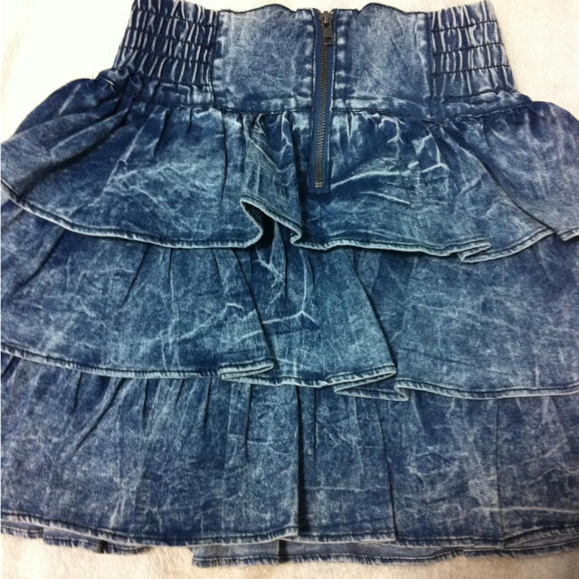 H&M(エイチアンドエム)のH＆Mフリルスカート レディースのスカート(ひざ丈スカート)の商品写真