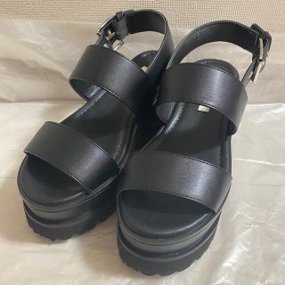 スナイデル(SNIDEL)の🦋美品🦋SNIDEL バックストラップサンダル(サンダル)