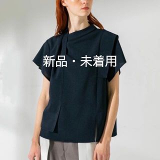 ユナイテッドアローズ(UNITED ARROWS)の専用タグ付きUNITED TOKYO アシメネックリネンライクブラウス紺(シャツ/ブラウス(半袖/袖なし))