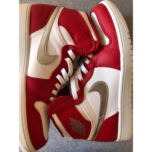 NIKE AIR  JORDAN 1  RETRO HIGH