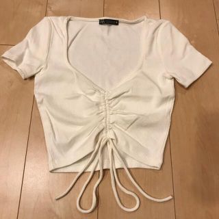 ザラ(ZARA)のZARA　クロップドリボントップス(カットソー(半袖/袖なし))