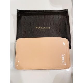 イヴサンローランボーテ(Yves Saint Laurent Beaute)のイヴ・サンローラン　ノベルティポーチ(ポーチ)