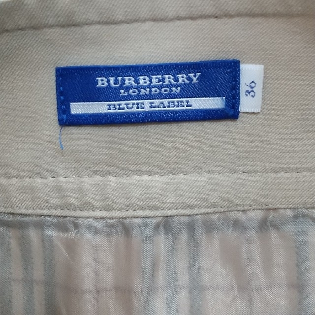 BURBERRY BLUE LABEL(バーバリーブルーレーベル)のバーバリーブルーレーベル ベージュ ビンテージスカート レトロ ノバチェック レディースのスカート(ミニスカート)の商品写真