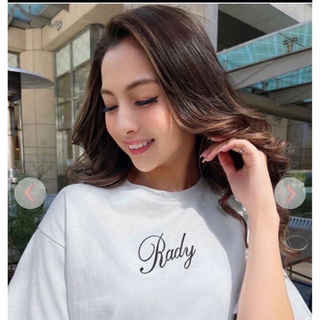 Rady(レディー)の【みぃにゃん様専用】Rady💗ロゴTシャツ　半袖 レディースのトップス(Tシャツ(半袖/袖なし))の商品写真