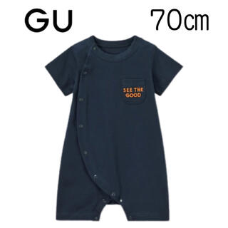 ジーユー(GU)の【新品未使用】GU BABY カバーオール (半袖・ロゴ) 70(ロンパース)