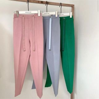 バースデーバッシュ(BIRTHDAY BASH)の【新品】BIRTHDAY BASH BB casey pants (クロップドパンツ)