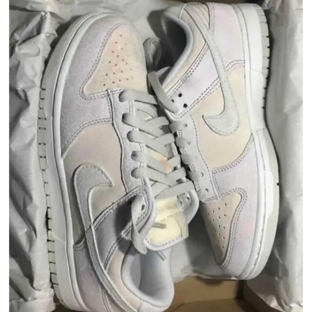 NIKE(ナイキ)のNIKE ナイキ　ダンクLOW VastGrey メンズの靴/シューズ(スニーカー)の商品写真