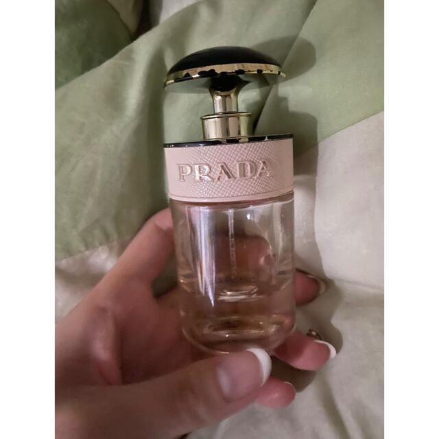 PRADA(プラダ)のプラダ　キャンディロー　香水 コスメ/美容の香水(香水(女性用))の商品写真