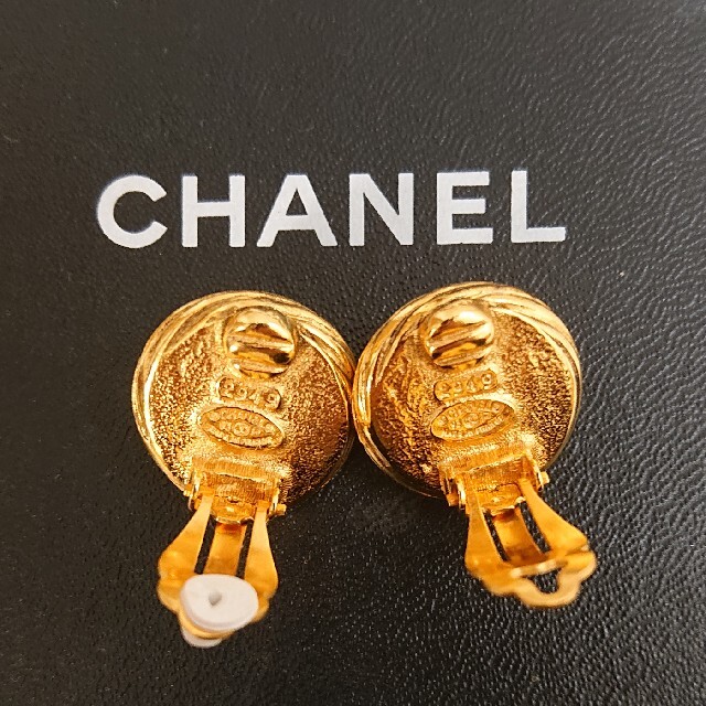 CHANEL(シャネル)の予約品 レディースのアクセサリー(イヤリング)の商品写真