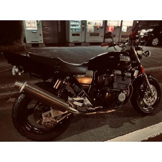 xjr400 外装のフリマアイテム一覧 xjr400 外装のフリマアイテム一覧