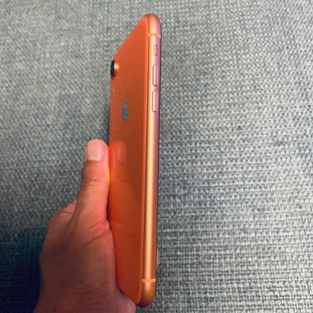 iPhone(アイフォーン)のSIMフリー iPhone アイフォン XR Coral コーラル 64 GB スマホ/家電/カメラのスマートフォン/携帯電話(スマートフォン本体)の商品写真