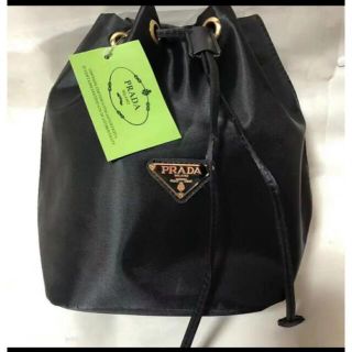 プラダ(PRADA)のPRADA  巾着　ポーチ　BLACK  ハンドバッグ　ショルダーバッグ(ハンドバッグ)