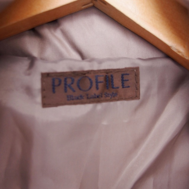 PROFILE(プロフィール)のプロフィール PROFILE ダウン ジャケット アウター ボリュームカラー 無 エンタメ/ホビーのコスプレ(その他)の商品写真