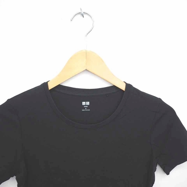 UNIQLO(ユニクロ)のユニクロ UNIQLO Tシャツ カットソー 丸首 無地 シンプル 綿 コットン エンタメ/ホビーのコスプレ(その他)の商品写真