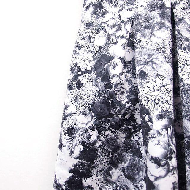 FLICKA(フリッカ)のフリッカ FLICKA タックフレアスカート ひざ丈 花柄 1 ブラック ホワイ エンタメ/ホビーのコスプレ(その他)の商品写真