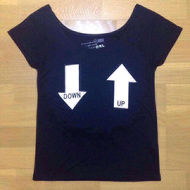 GRL(グレイル)のUP DOWN お取り置き12/15迄 レディースのトップス(Tシャツ(半袖/袖なし))の商品写真