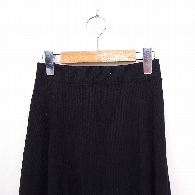 Q(キュー)のキュー Q スカート ニット リブ フレア ミモレ丈 ロング コットン 綿 2 レディースのスカート(ロングスカート)の商品写真