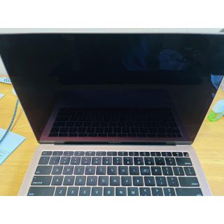 マック(Mac (Apple))のMacbookAir Retina CTO13inゴールド 256 USkey(ノートPC)