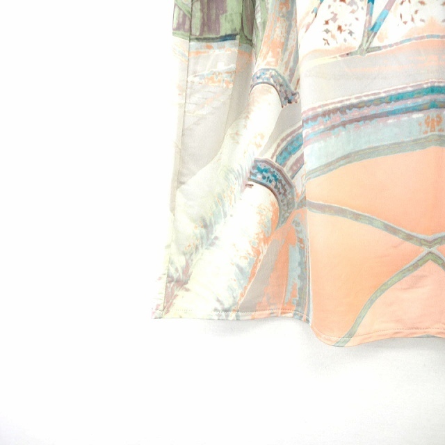 DouDou(ドゥドゥ)のドゥドゥ DOUDOU スカート 台形 総柄 ひざ丈 F アイボリー ライトグレ エンタメ/ホビーのコスプレ(その他)の商品写真