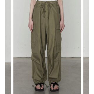 ハイク(HYKE)のhyke  ハイク　M-51 TYPE SHELL PANTS  22ss(ワークパンツ/カーゴパンツ)