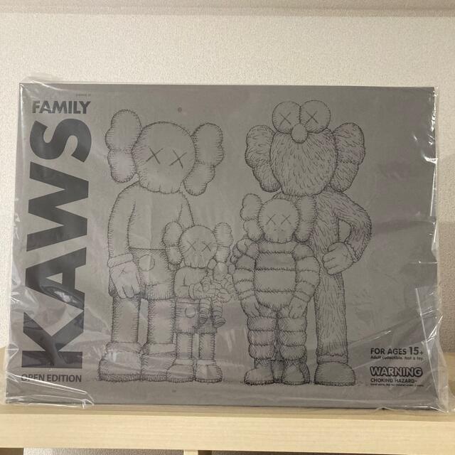 新品未開封 KAWS FAMILY BROWN/BLUE/WHITE