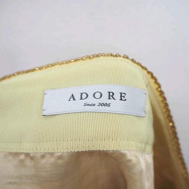 ADORE(アドーア)のアドーア ADORE スカート タイト ラップ 巻き ひざ丈 ビーズ装飾 シルク レディースのスカート(ひざ丈スカート)の商品写真