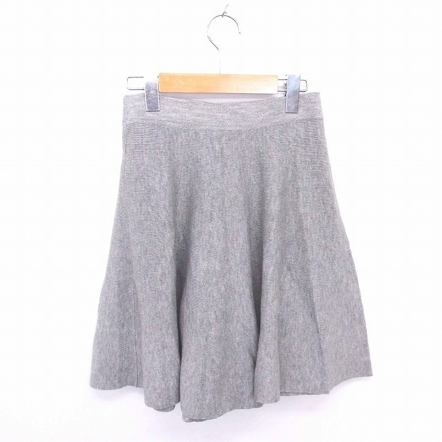 COLZA(コルザ)のコルザ COLZA スカート フレア ひざ丈 ニット 無地 シンプル M グレー レディースのスカート(ひざ丈スカート)の商品写真
