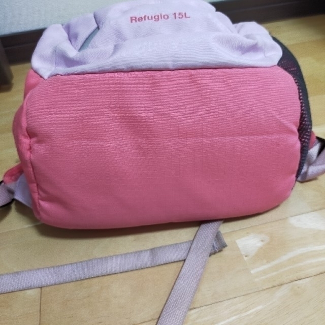 patagonia(パタゴニア)の☆patagonia パタゴニア ピンク リュックサック 15L キッズ☆ キッズ/ベビー/マタニティのこども用バッグ(リュックサック)の商品写真