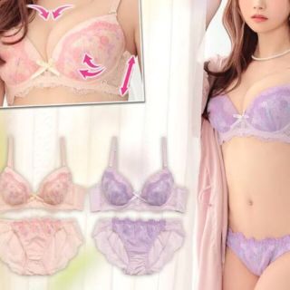 新品パステルシフォンフラワー育乳ブラジャーショーツセット(ブラ&ショーツセット)