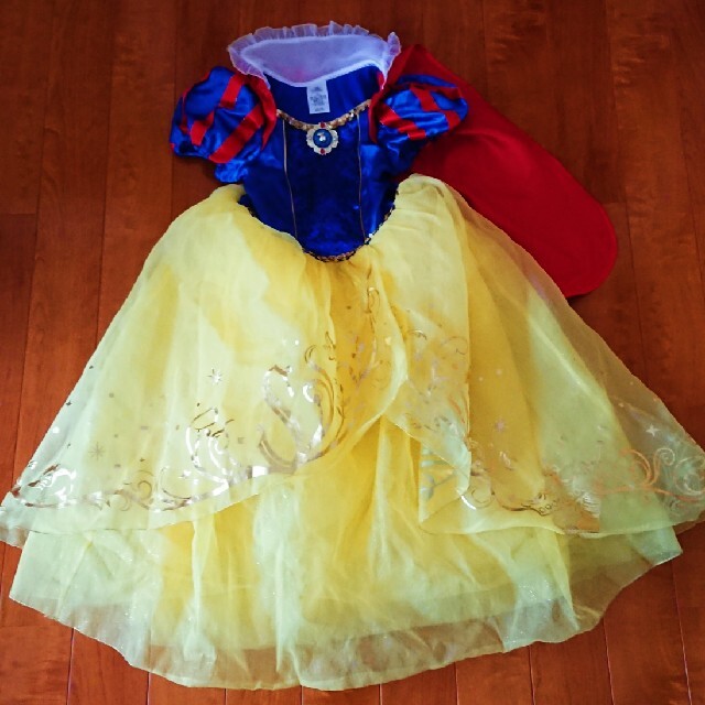 Disney - ディズニー 白雪姫 ドレス 130 正規品の通販 by まな's shop 