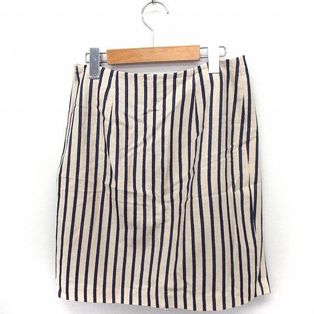 STRAWBERRY-FIELDS(ストロベリーフィールズ)のストロベリーフィールズ STRAWBERRY-FIELDS スカート ストライプ レディースのスカート(ひざ丈スカート)の商品写真
