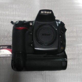 ニコン(Nikon)のニコン  D700 ボディ＋バッテリーグリップ  動作品 ジャンク(デジタル一眼)