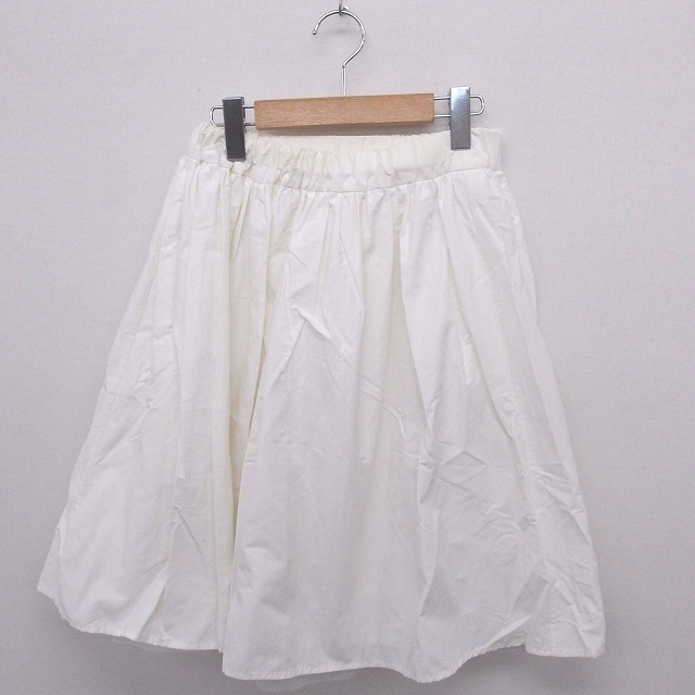 tiara(ティアラ)のティアラ Tiara スカート フレア ひざ丈 無地 シンプル コットン 綿 2 レディースのスカート(ひざ丈スカート)の商品写真